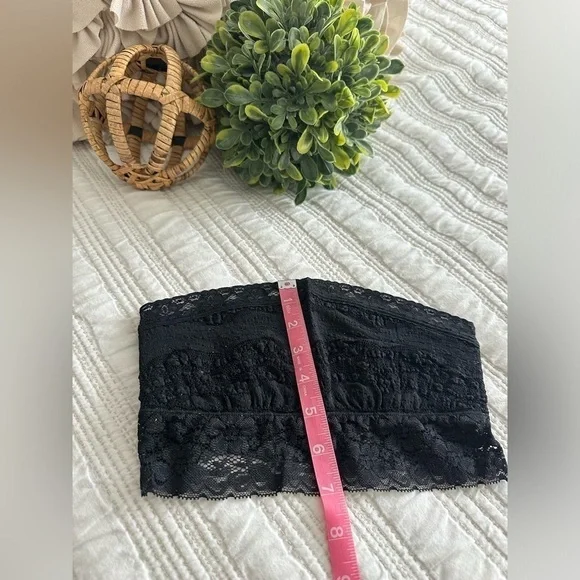 Free People Intimately Scallop Lace Bandeau in Black Size XS - Picture 8 of 14